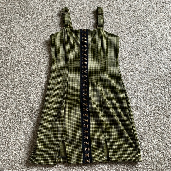 💌bundle3for15%off💌 💚💚PLAID GREEN DRESS - Picture 3 of 4